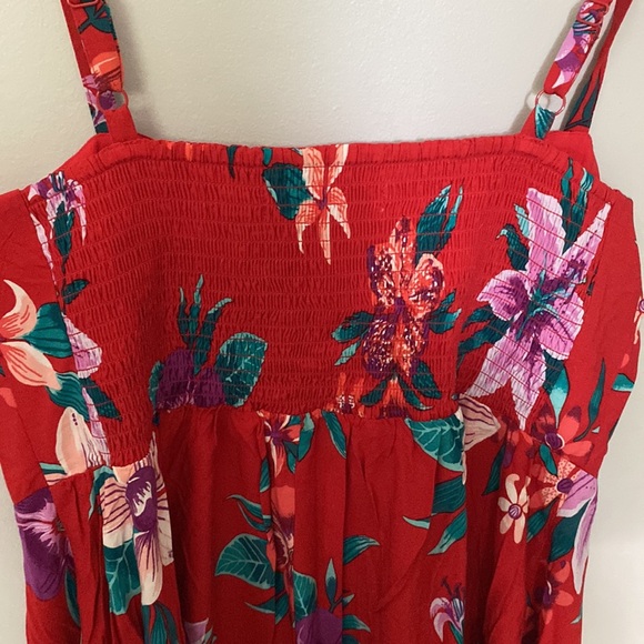 Red sundress - Picture 4 of 4